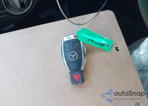 2016 Mercedes-Benz C 300 from USA, damaged, VIN 55SWF4JB1GU121999